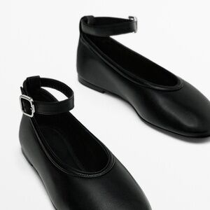 Massimo Dutti flats with detatchable straps